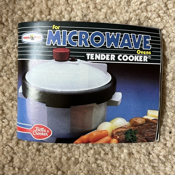 Nordic Ware Tender Cooker - Picture 7 of 7